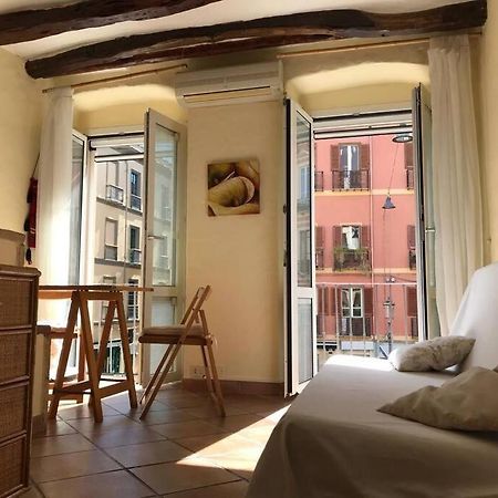 Lo Sguardo Sul Corso - Appartamento Intero Cagliari Exteriér fotografie